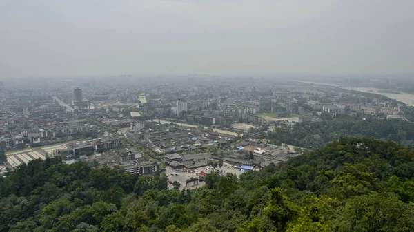 Dujiangyan China Juni 2013 Blick Auf Die Stadt — Stockfoto
