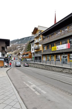 Soelden, Avusturya - 29 Kasım 2019: Dorf Caddesi