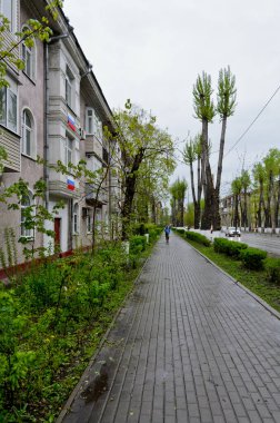 Korolev, Rusya - 8 Mayıs 2020: Tsiolkovsky Caddesi