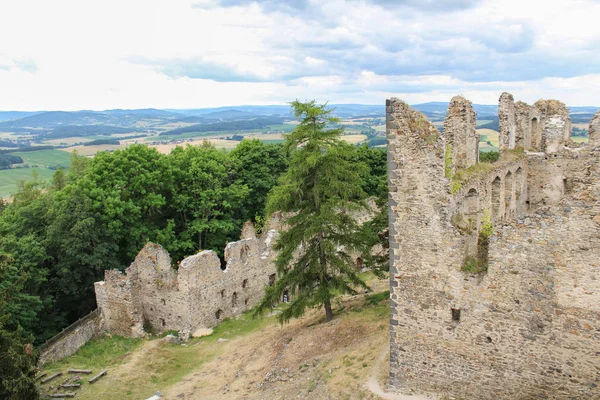 Corner of main building of old castle ruin Helfenburk from tower — Stock Photo, Image
