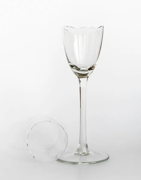Állandó törött üveg elszigetelt fehér background — Stock Fotó