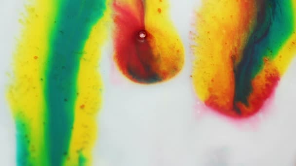 Küçük Desenli Soyut Renkli Akış Suluboya Renk Karışımı — Stok video
