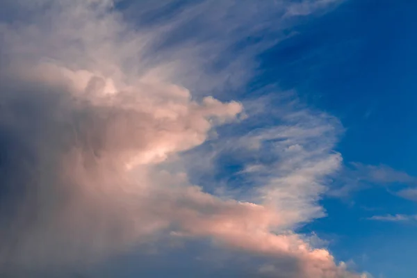 Nuvens Cumulus Belo Por Sol Céu Azul — Fotografia de Stock