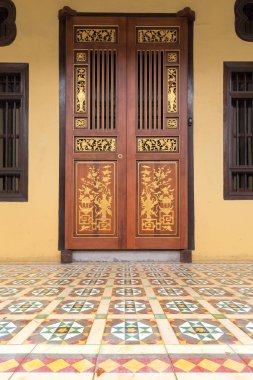 Süslü Peranakan stil Entryway kapılar