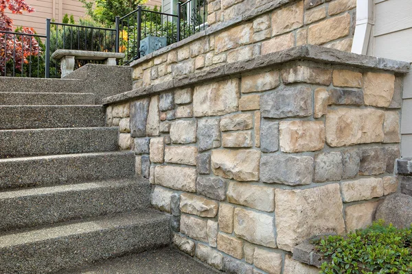Cultured Stone Work on House Front — Stock Photo, Image