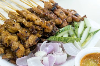 Pineapple Peanut Sos Soslu Satay. Yakın plan.