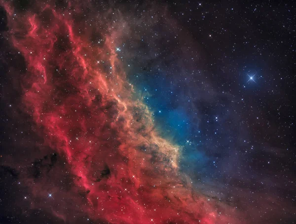 Der Kalifornische Nebel Sternbild Perseus Mit Dem Hellen Stern Menkib Stockbild