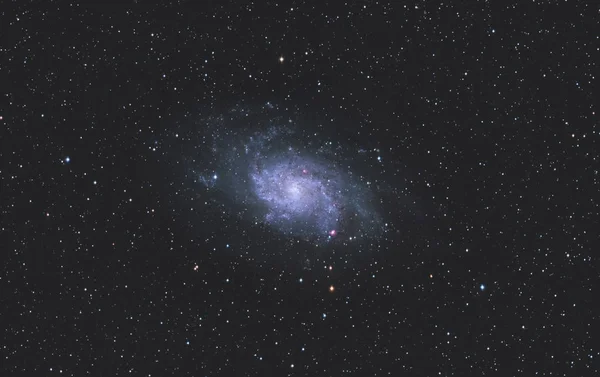 Üçgen Gökadası (Messier 33)