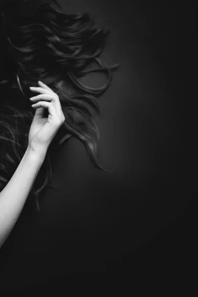 Деталі Тіла Чорно Білий Портрет Красивої Дівчини — стокове фото