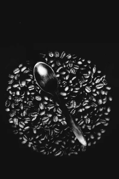 Brown Coffee Beans Close Black Background — Stock Photo, Image