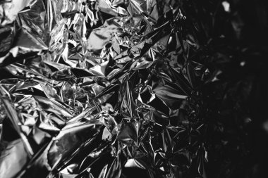 Buruşmuş gümüş folyo, parlak buruşuk folyo.