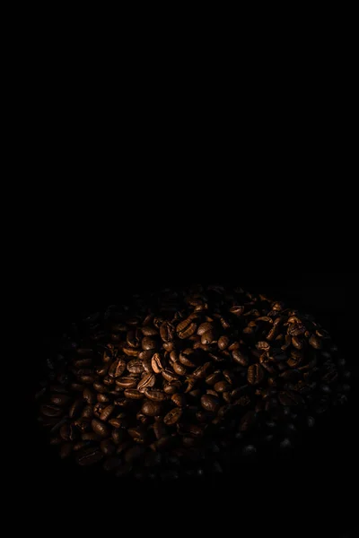 茶色のコーヒー豆を閉じます — ストック写真