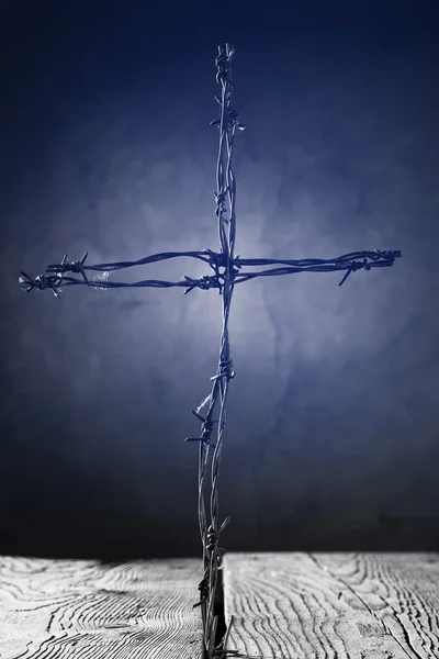 Crucifix from barbed wire — Stock Photo, Image