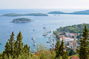Hvar bağlantı noktasının görünümü