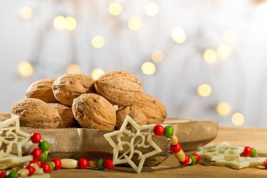 Noel dekorasyonu ile Wallnuts