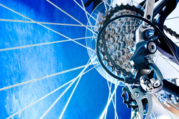 Detalj av förändring - hastighet och kedja av ny cykel — Stockfoto