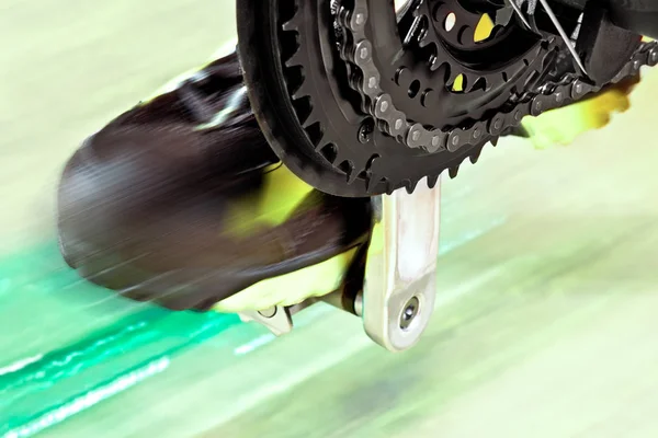 Detail Of Front Derailleur With Cycle Track — Stock Photo, Image