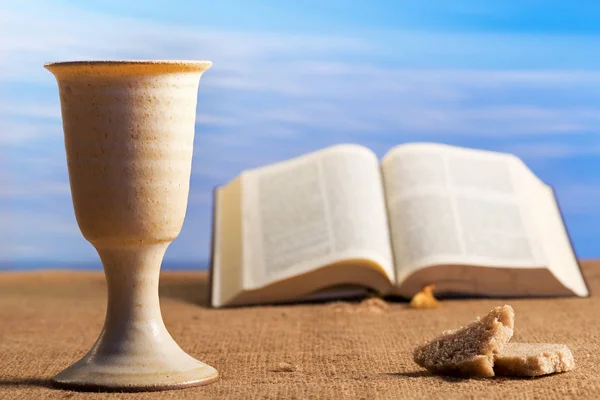 Chalice Of Wine With Bread On The Table — Stock Photo, Image