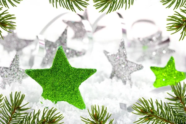 Fondo de Navidad con estrellas y agujas de Navidad — Foto de Stock