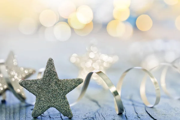 Fondo de Navidad con estrellas y decoración de Navidad —  Fotos de Stock