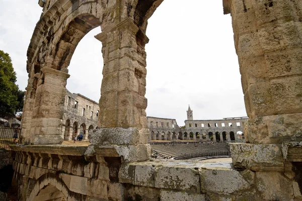 PULA, CROÁCIA - SETEMBRO 1, 2017: A arena Pula na Croácia. Th... — Fotografia de Stock