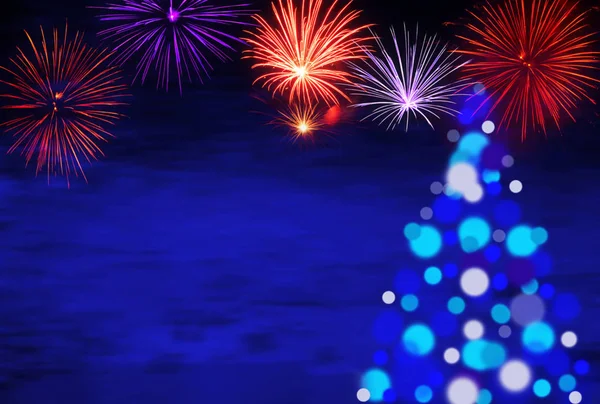 Unfocused Christmas Tree with a Fireworks by Night — Stock Photo, Image