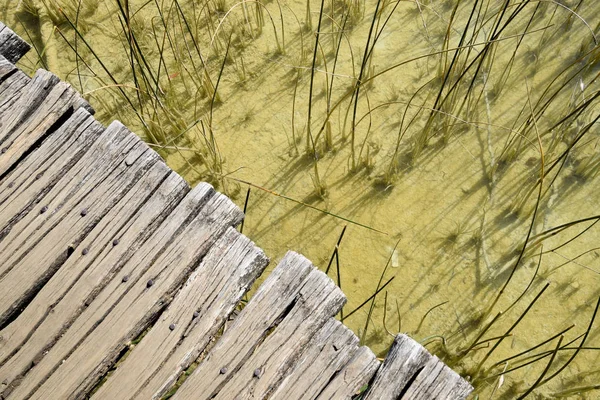 Detail of Boardwalk in Plitvica Lakes in Croatia. — Stock Photo, Image