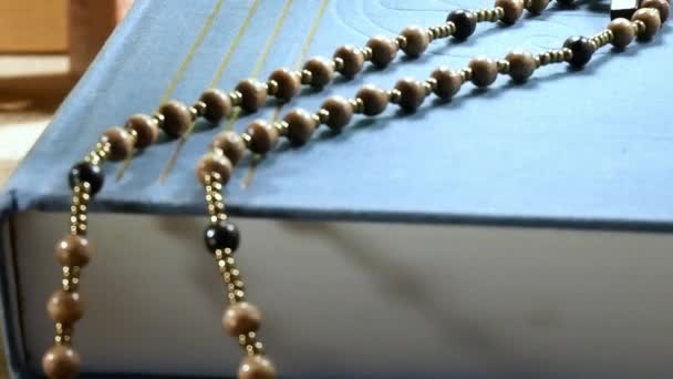 Wooden Rosary Bible Panning — Stock Video