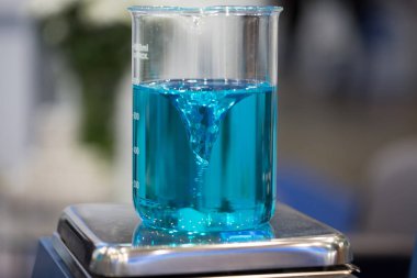 Tıbbi laboratuvar donatımı. Manyetik karıştırıcı.