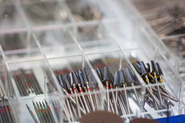 Diş donanımları, karbür matkaplar