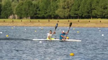 Kanocu rekabet Moskova kürek kanal için hazırlanıyorlar