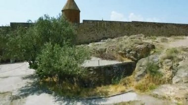 Khor Virap manastır önünde Ararat dağı, havadan görünümü
