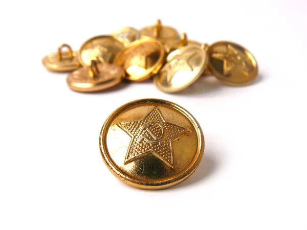 Conjunto de botões militares vintage, botões do exército soviético, botões de estrela militar Botões de ouro vintage com estrela, botões de soldados formam a URSS — Fotografia de Stock