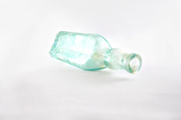 Skleněná lahvička malé lék láhev malé Vintage láhev dekorativní malá láhev Retro Domů Decor láhev na ocet skleněná láhev — Stock fotografie
