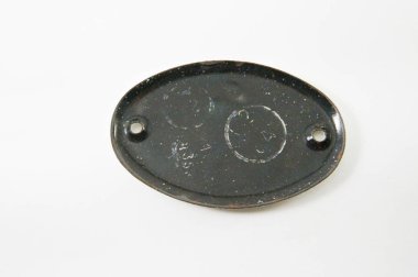Siyah dikdörtgen, siyah beyaz, siyah plaka, eski plaka, siyah, pas, antika tabak, lekeleri, çatlaklar, çizikler, dört delik, paslı lekeleri, sap kafası stok görüntü, Nostalgishop
