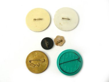 Rozetin geri, üç barrettes, üç daire, gümüş renk, görüntü üç barrettes, headstock stok görüntü, Nostalgishop, Nostalgishop görüntü