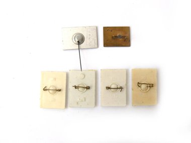 Rozetin geri, üç barrettes, üç daire, gümüş renk, görüntü üç barrettes, headstock stok görüntü, Nostalgishop, Nostalgishop görüntü