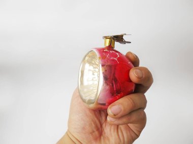 Elinde Noel ağacı oyuncak, el, cam oyuncak, yeni yıl, noel, noel oyuncak, noel ağacı, noel topu, vintage, sovyet, headstock stok görüntü, Nostaljik