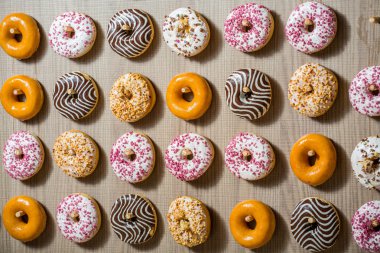 Lezzetli, renkli donut