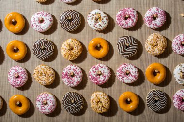 Lezzetli, renkli donut