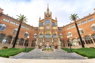 Kutsal haç ve Saint Paul A. Gaudi, Barcelona tarafından hastane