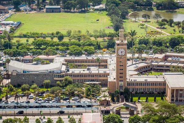 Kenya Parlamento Edifici nel centro della città di Nairobi . — Foto Stock