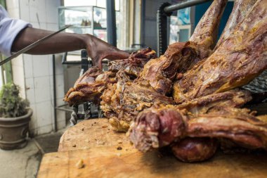 Nyama choma ızgara et - geleneksel Doğu Afrika yemeği anlamına gelir