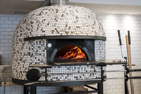 Italian pizza stove — Stock Photo, Image