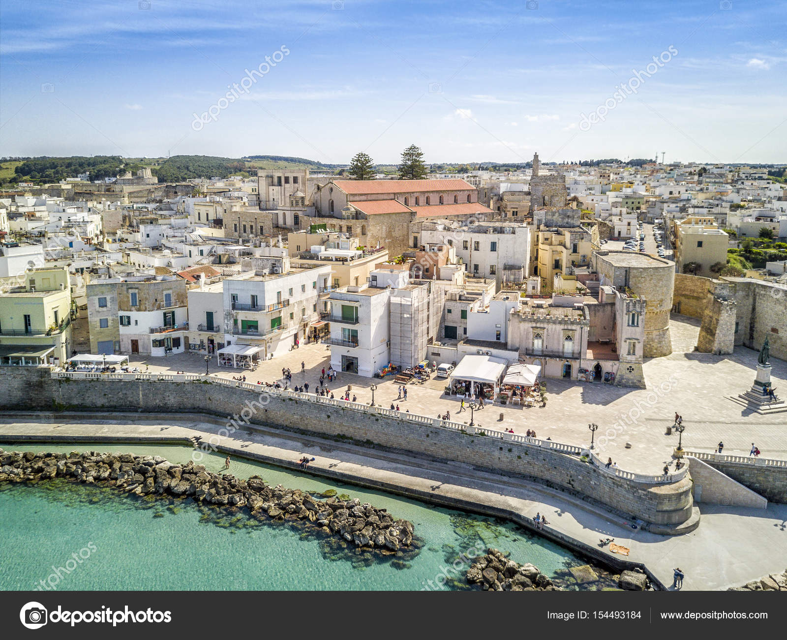 Otranto with Aragonese castle, Apulia, Italy — Stock Photo © Sopotniccy