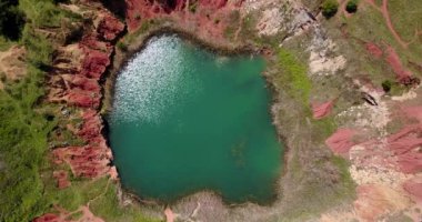 Boksit ocağı Gölü Otranto, İtalya