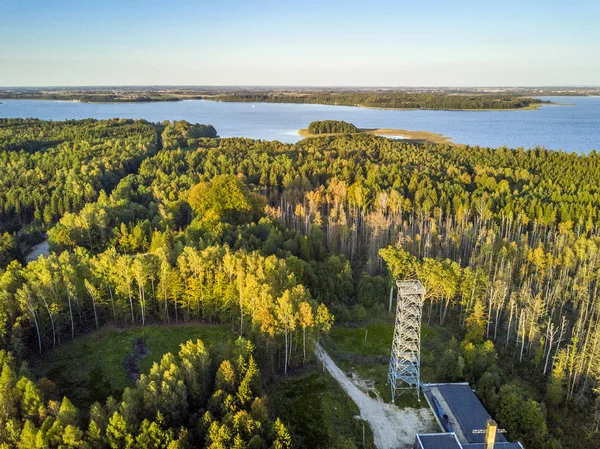 Observation deck and nature in Mamerki, Mazury district lake, Po — Stock Photo, Image
