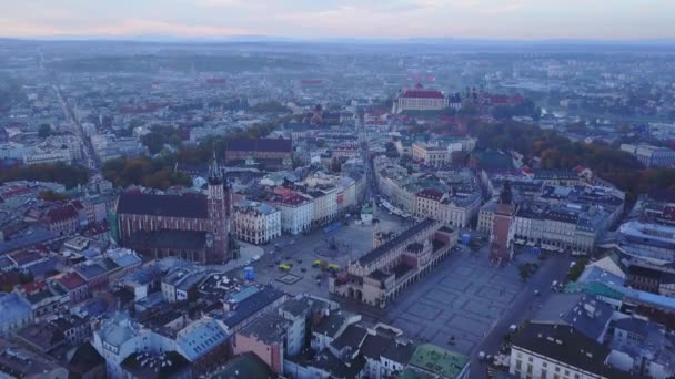 Veduta aerea della storica piazza del mercato di Cracovia, Polonia — Video Stock