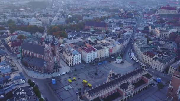 Veduta aerea della storica piazza del mercato di Cracovia, Polonia — Video Stock