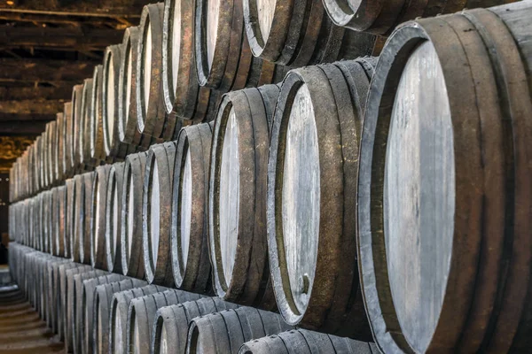 Plenty of wine barrels in Porto area, Portugal — Stock Photo, Image